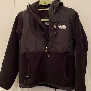 The North Face 1/2 zip hoodie